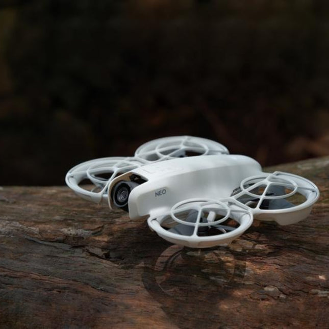 DJI Neo – 4K/30fps Drone with 12MP Camera, 135g